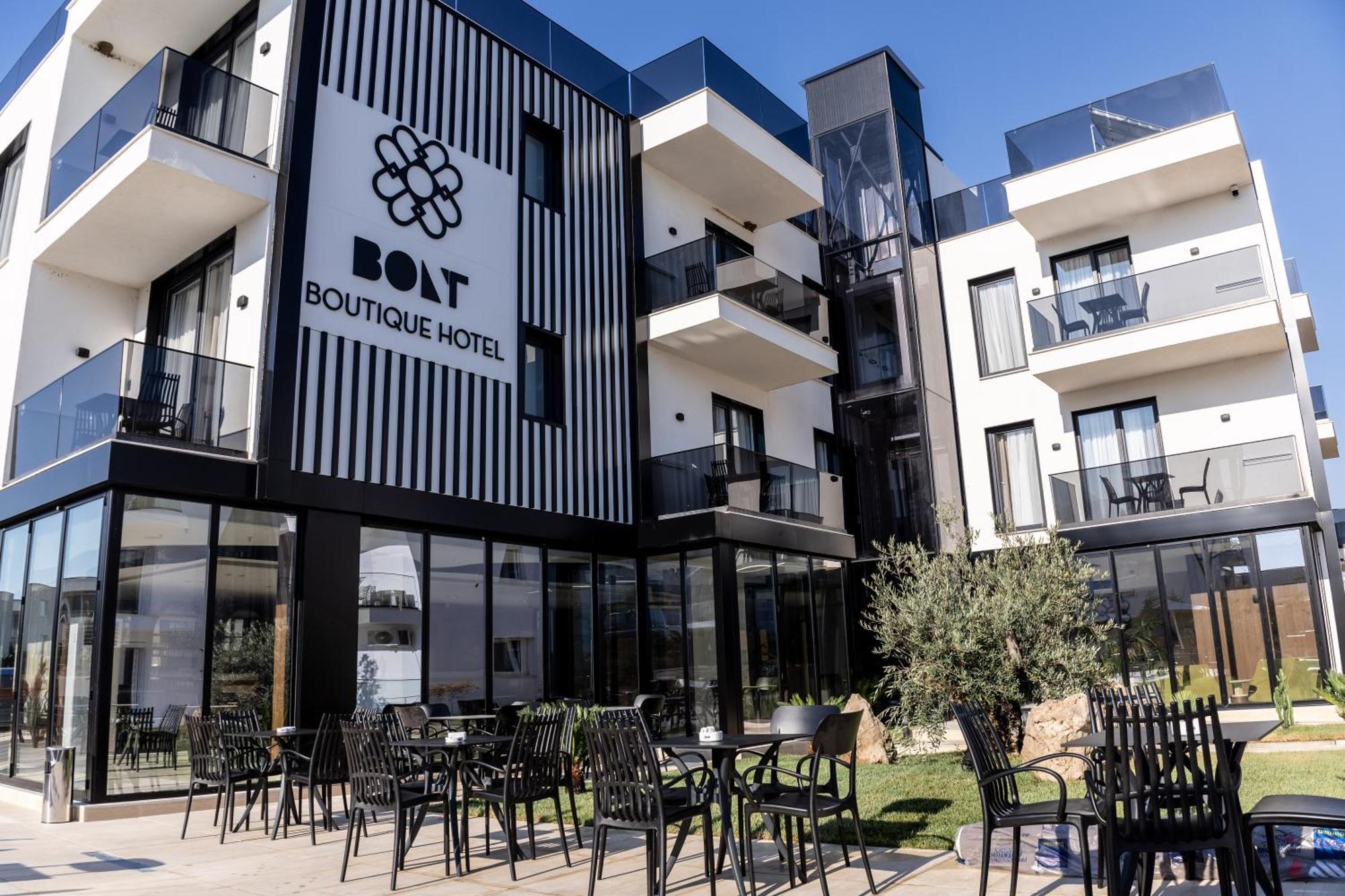 Bolt Boutique Hotel Lezhë Buitenkant foto