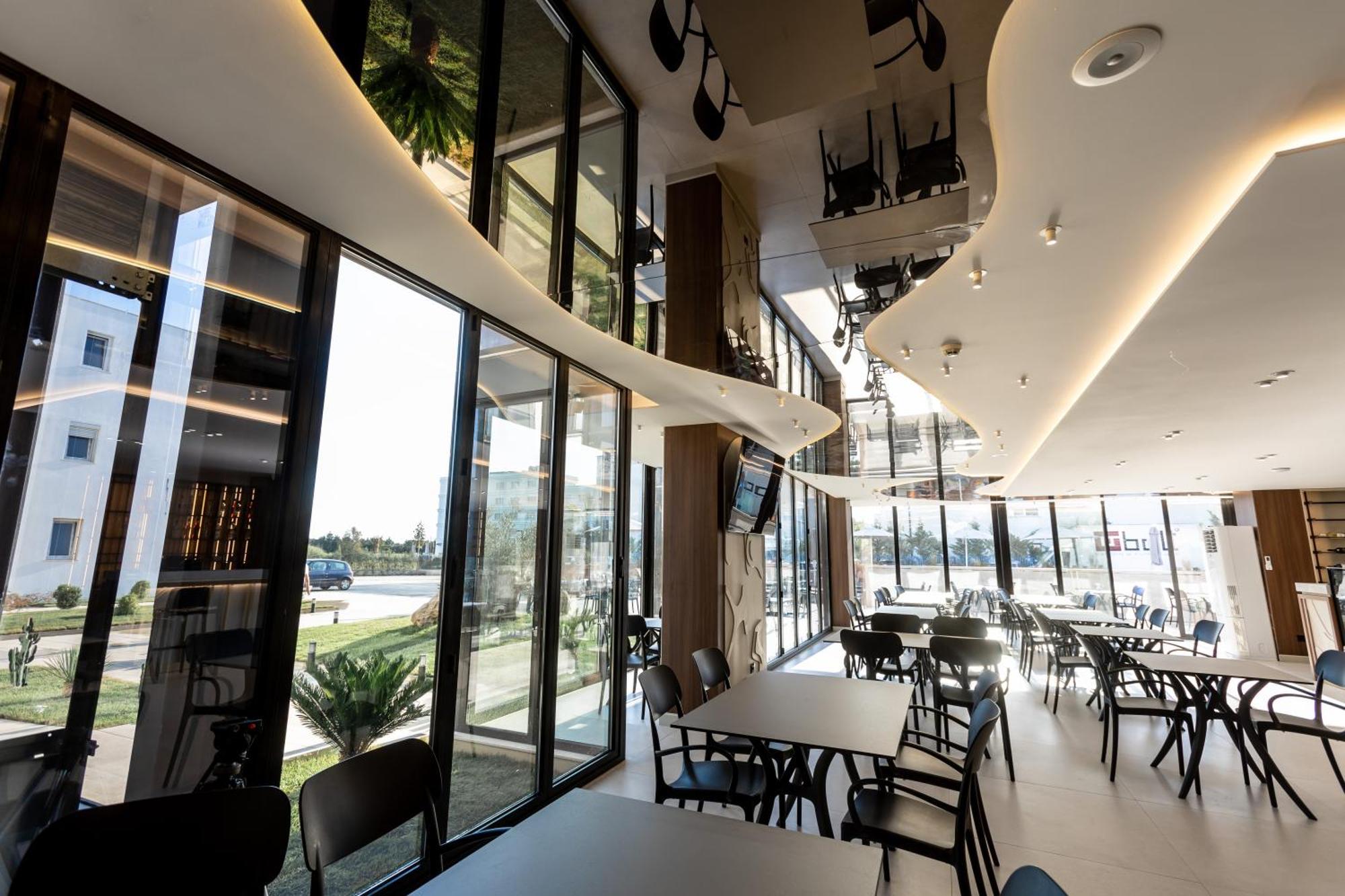 Bolt Boutique Hotel Lezhë Buitenkant foto
