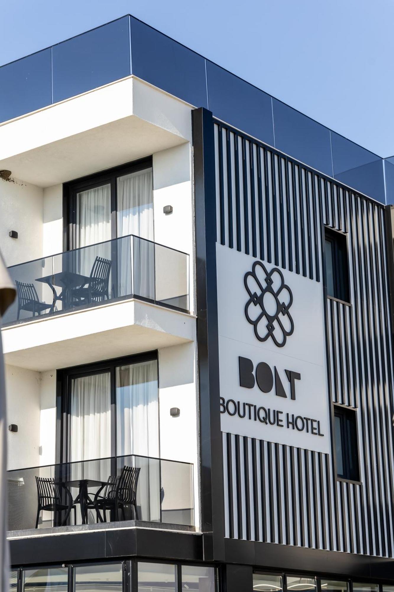 Bolt Boutique Hotel Lezhë Buitenkant foto