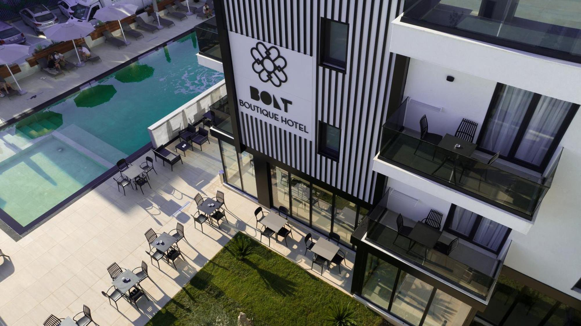 Bolt Boutique Hotel Lezhë Buitenkant foto