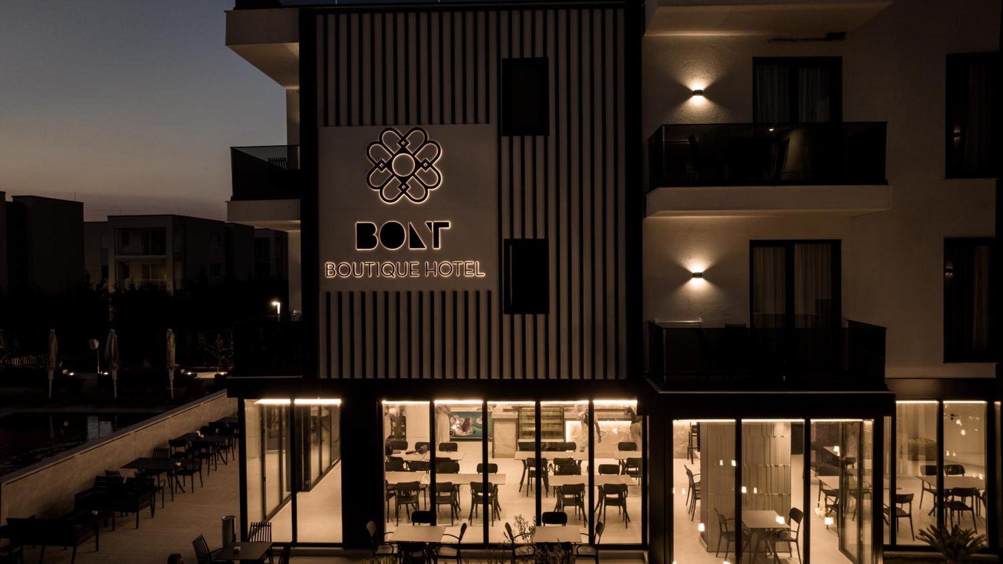 Bolt Boutique Hotel Lezhë Buitenkant foto