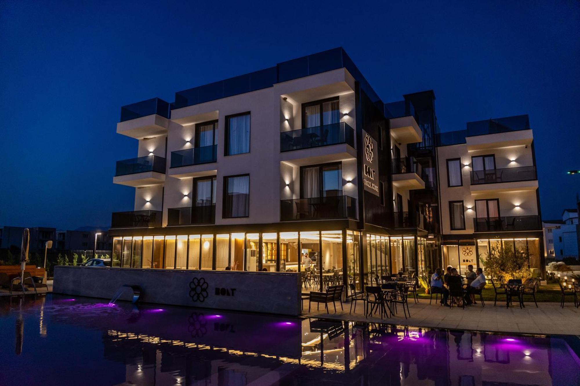 Bolt Boutique Hotel Lezhë Buitenkant foto