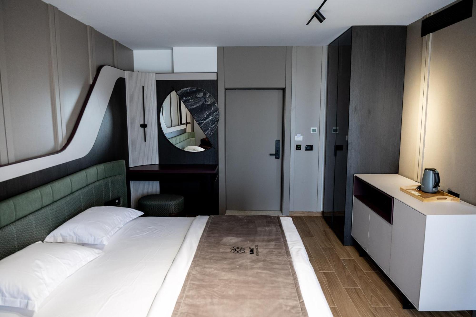 Bolt Boutique Hotel Lezhë Buitenkant foto