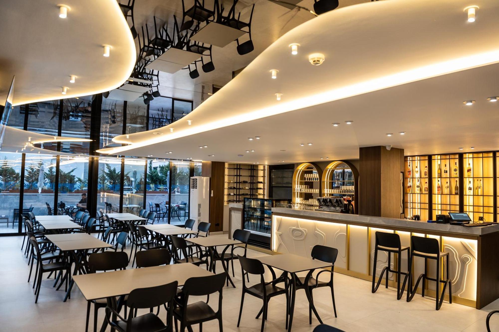 Bolt Boutique Hotel Lezhë Buitenkant foto
