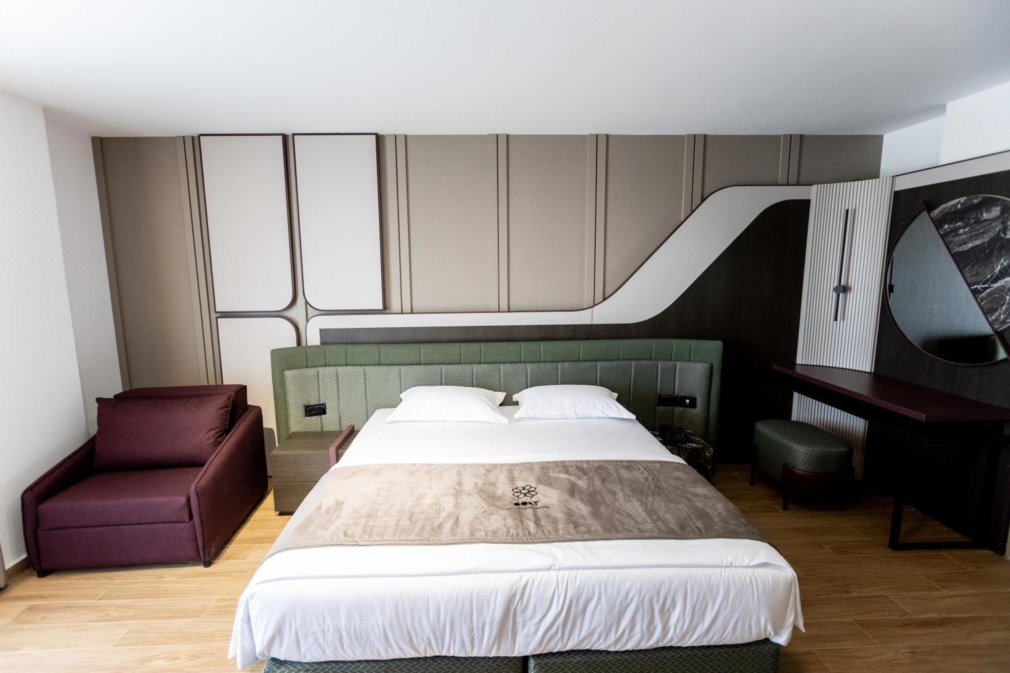 Bolt Boutique Hotel Lezhë Buitenkant foto