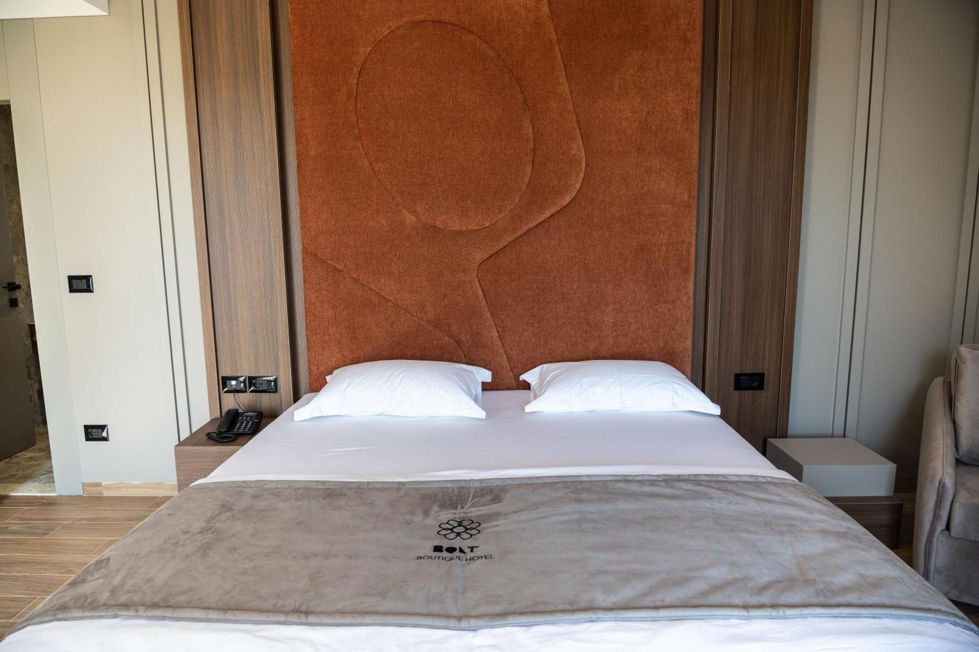 Bolt Boutique Hotel Lezhë Buitenkant foto