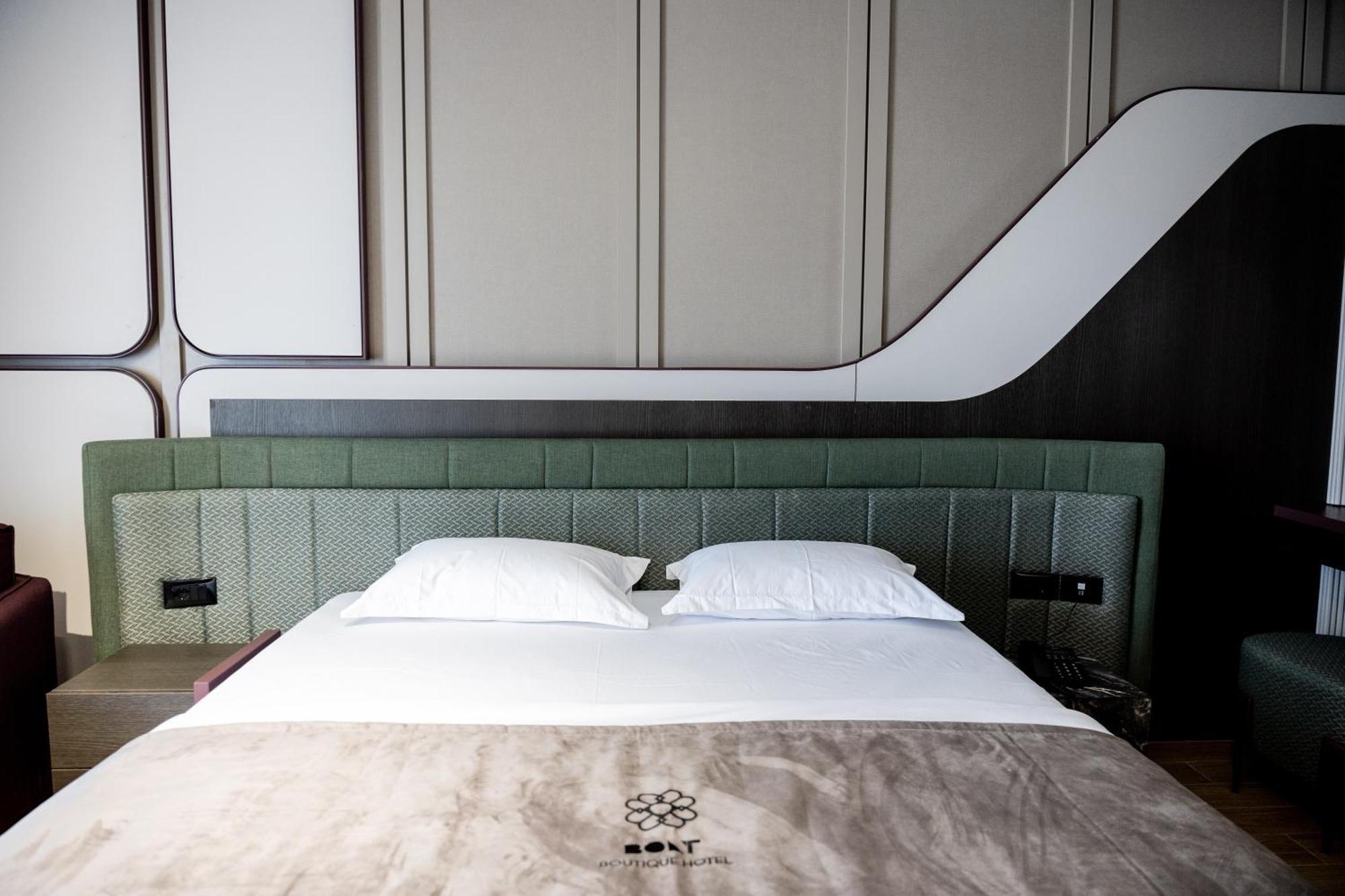 Bolt Boutique Hotel Lezhë Buitenkant foto